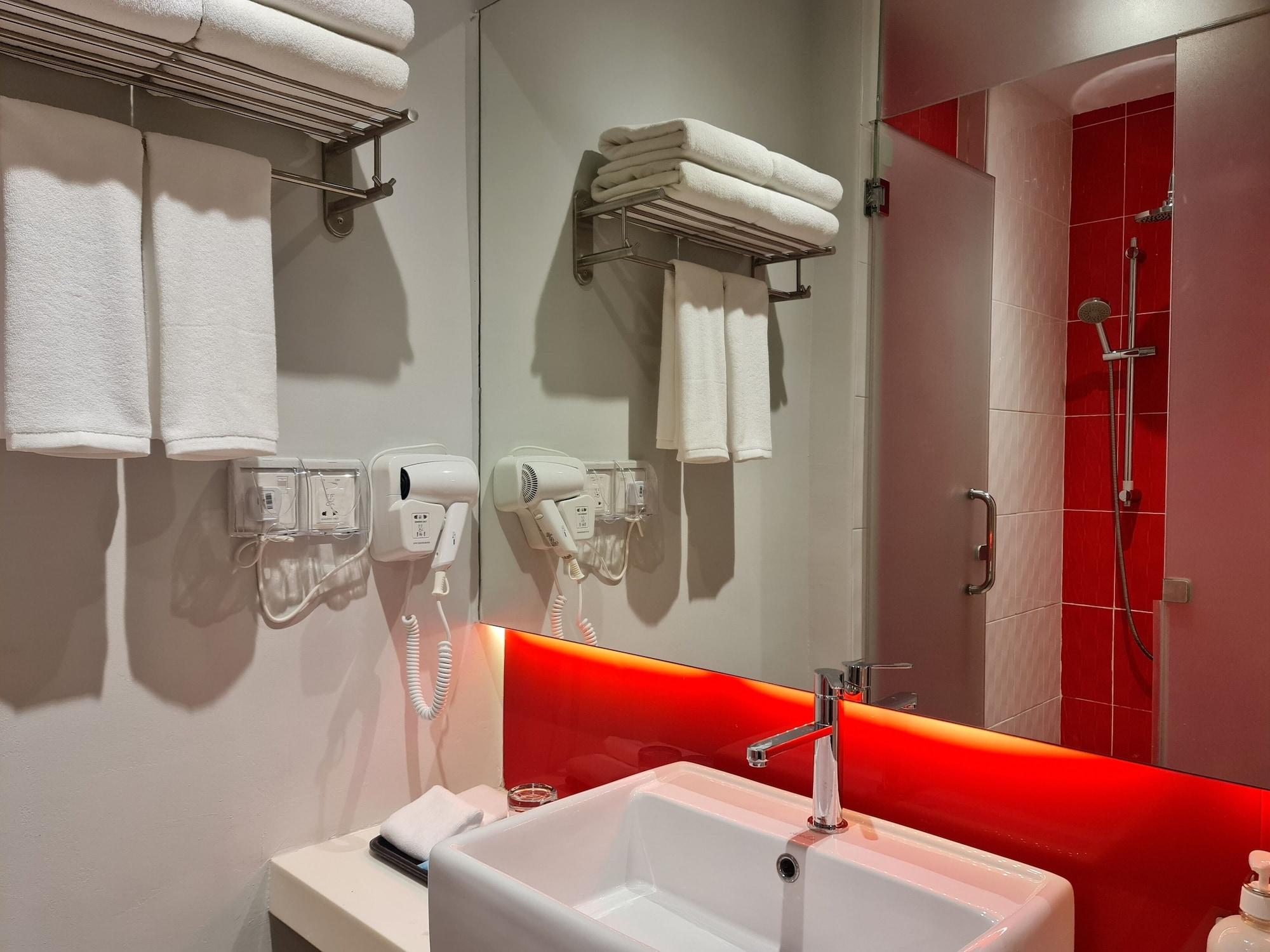 Holiday Inn Express & Suites Johor Bahru By Ihg Ngoại thất bức ảnh